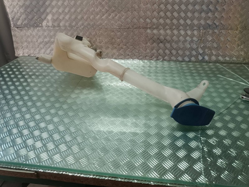 Recambio de deposito limpia para volkswagen polo (9n1) highline referencia OEM IAM 6Q0955453  