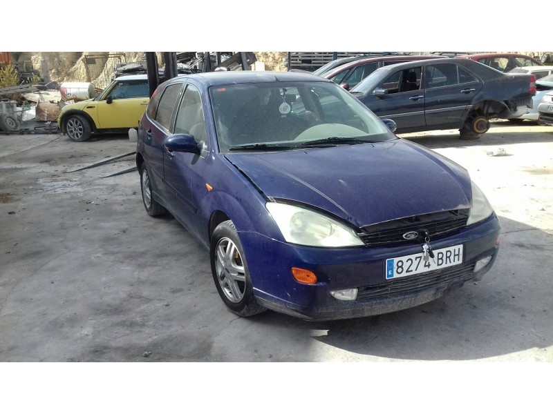 ford focus berlina (cak) del año 2001