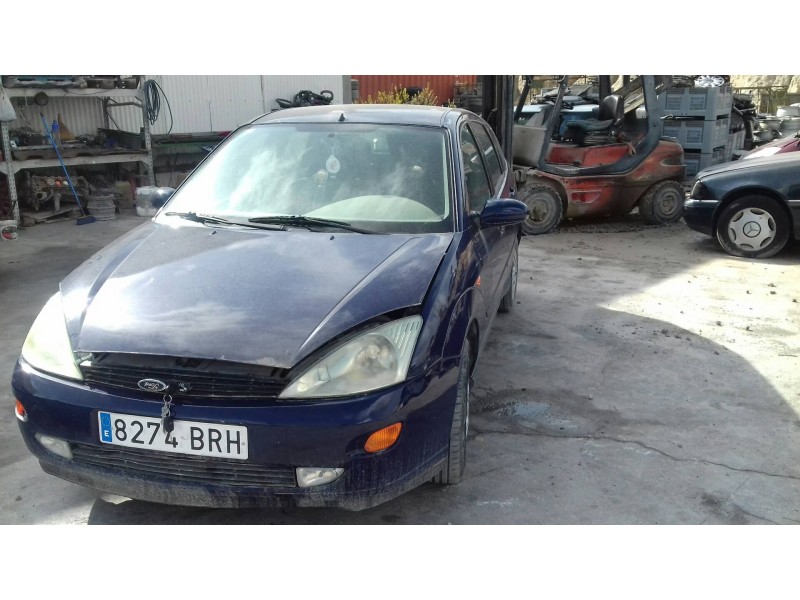 ford focus berlina (cak) del año 2001
