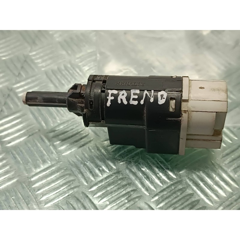 Recambio de sensor para dacia duster ambiance 4x2 referencia OEM IAM 253206170R CONECTOR 4 PINES FRENO