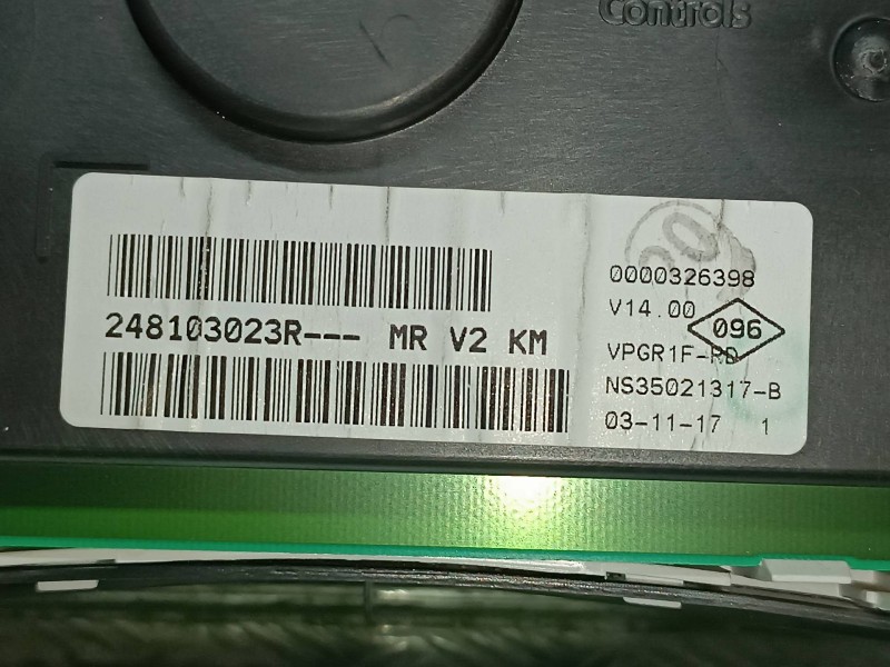 Recambio de cuadro instrumentos para dacia duster ambiance 4x2 referencia OEM IAM 248103023R 2131255 JOHNSON CONTROLS