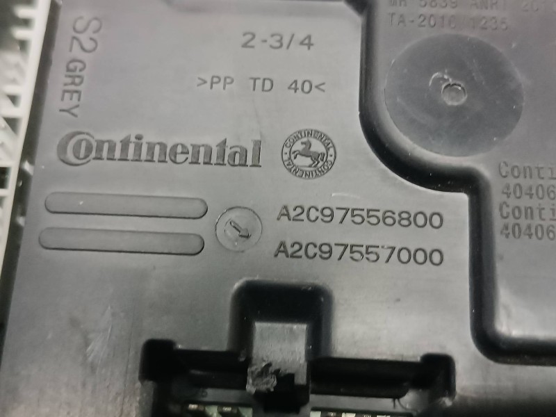 Recambio de modulo electronico para dacia duster ambiance 4x2 referencia OEM IAM A2C92226608 2844B10447R CONTINENTAL