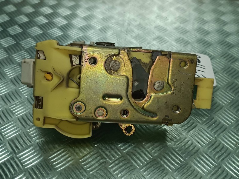 Recambio de cerradura puerta delantera derecha para ford focus berlina (cak) trend referencia OEM IAM XS41A21812CF  ELECTRICA