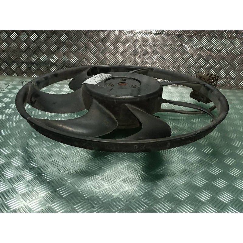 Recambio de electroventilador para opel astra g berlina club referencia OEM IAM 0130303245 24431825 CONECTOR 3 PINES