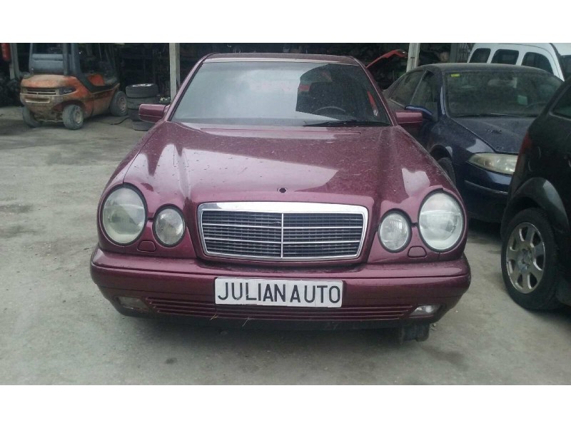 mercedes-benz clase e (w210) berlina diesel del año 2000