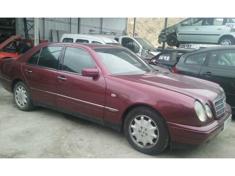 mercedes-benz clase e (w210) berlina diesel del año 2000