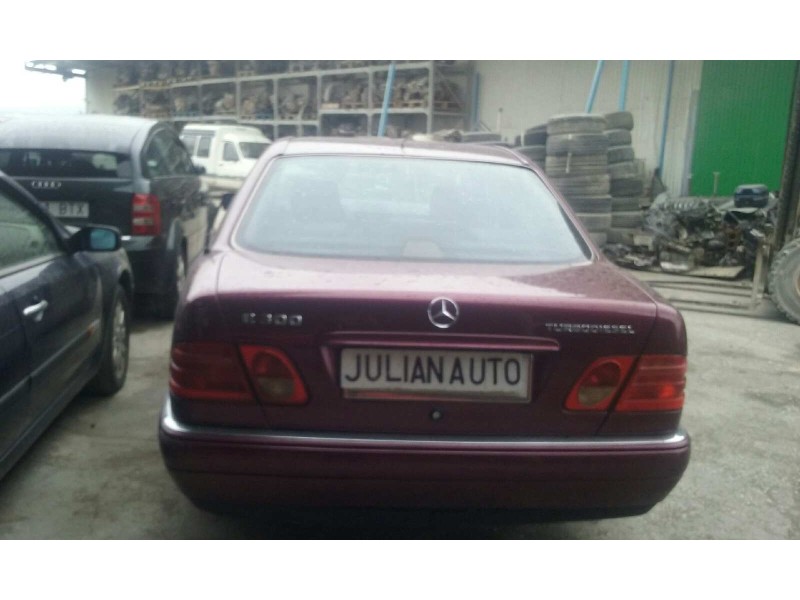 mercedes-benz clase e (w210) berlina diesel del año 2000