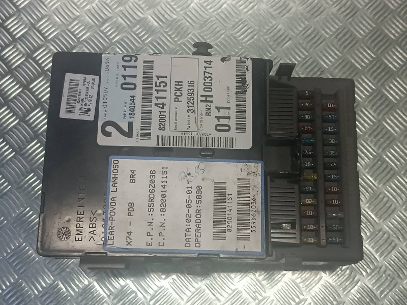 Recambio de caja reles / fusibles para renault laguna ii (bg0) authentique referencia OEM IAM 8200141151 8200004201E 518095401