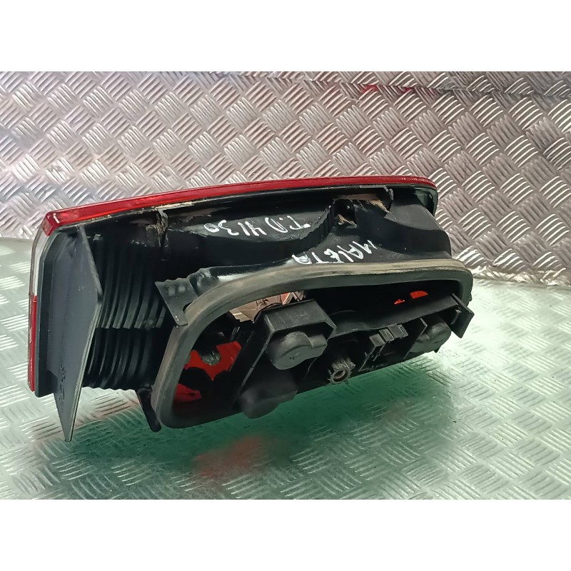 Recambio de piloto trasero derecho interior para renault laguna ii (bg0) authentique referencia OEM IAM 8200002476  VALEO