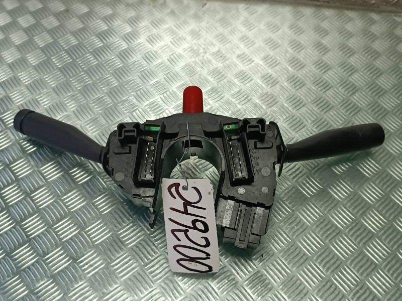 Recambio de mando luces para ford ka (ccq) básico referencia OEM IAM XS6T11K665CA 93AG13350AC 2AC556