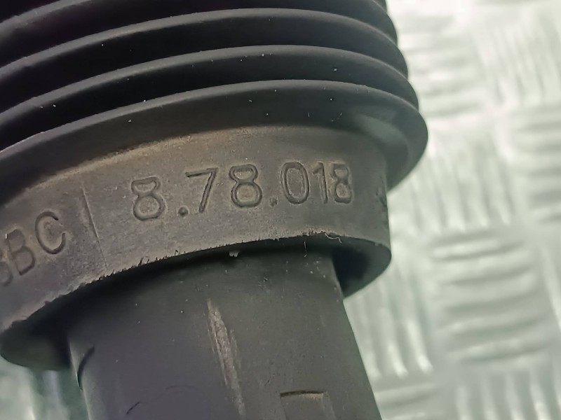 Recambio de retrovisor izquierdo para ford ka (ccq) básico referencia OEM IAM 878018 010113 MANUAL