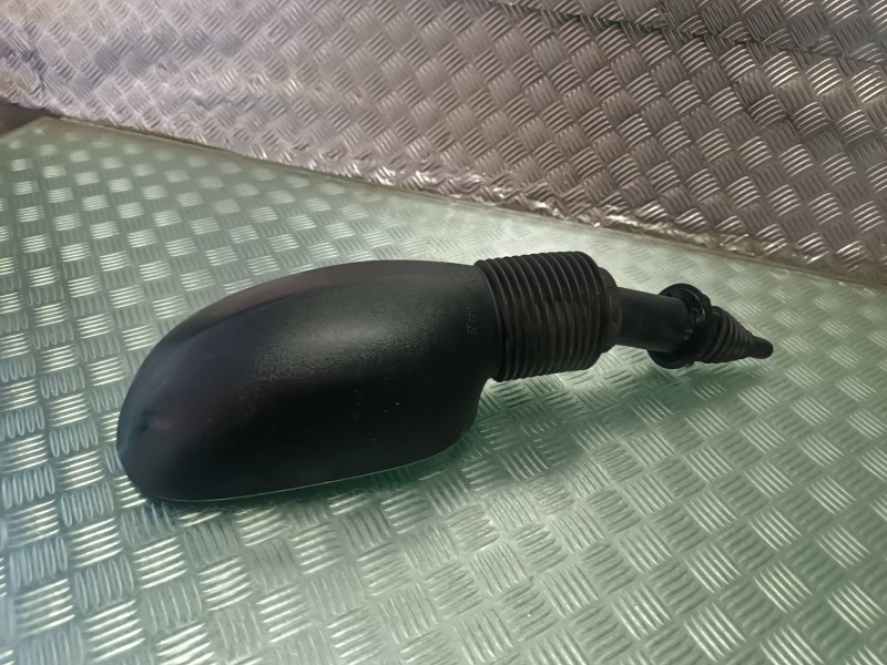 Recambio de retrovisor derecho para ford ka (ccq) básico referencia OEM IAM 878018 010113 MANUAL