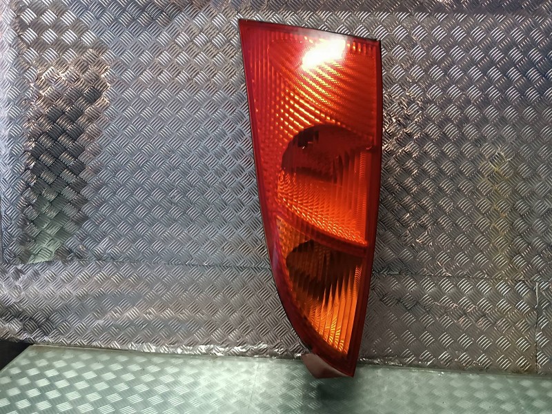 Recambio de piloto trasero izquierdo para ford focus berlina (cak) trend referencia OEM IAM ASYXS4X13405  