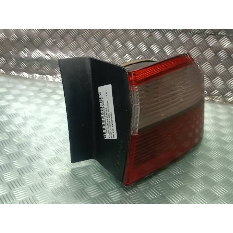 Recambio de piloto trasero derecho para renault laguna ii (bg0) authentique referencia OEM IAM 8200002474 VALEO EXT-ALETA