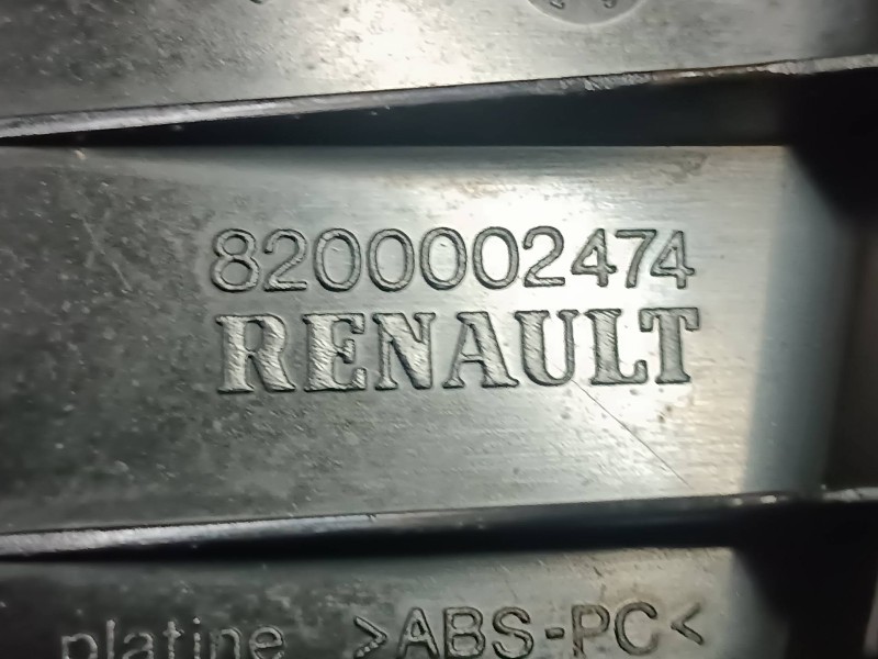 Recambio de piloto trasero derecho para renault laguna ii (bg0) authentique referencia OEM IAM 8200002474 VALEO EXT-ALETA