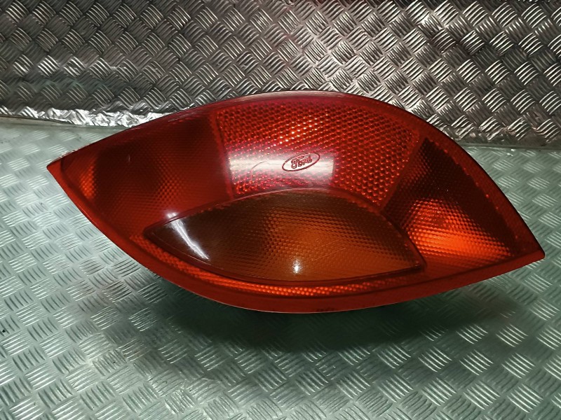 Recambio de piloto trasero izquierdo para ford ka (ccq) básico referencia OEM IAM D25KA  