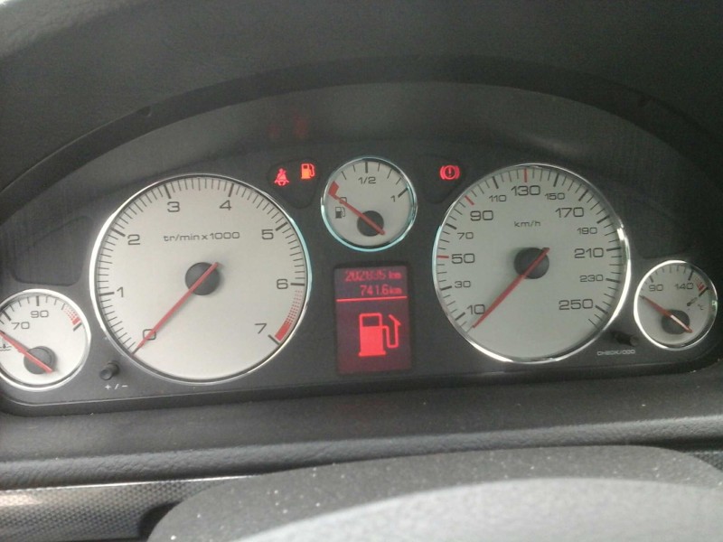 peugeot 407 del año 2006