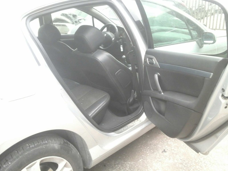 peugeot 407 del año 2006