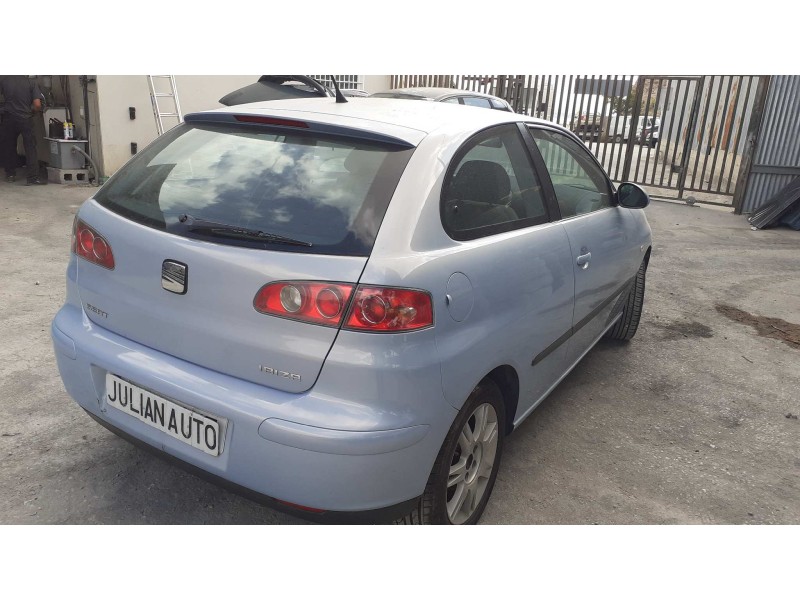 seat ibiza (6l1) del año 2003