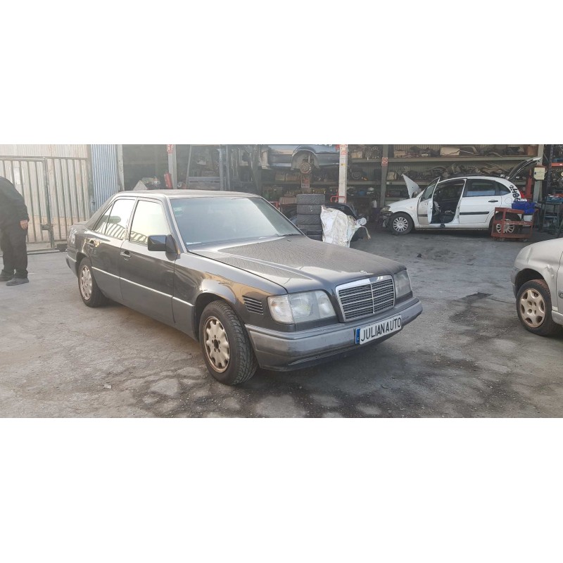 mercedes-benz clase e (w124) berlina del año 1991