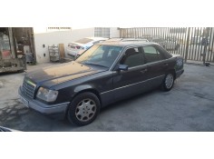 mercedes-benz clase e (w124) berlina del año 1991 2