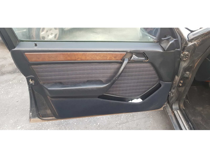 mercedes-benz clase e (w124) berlina del año 1991