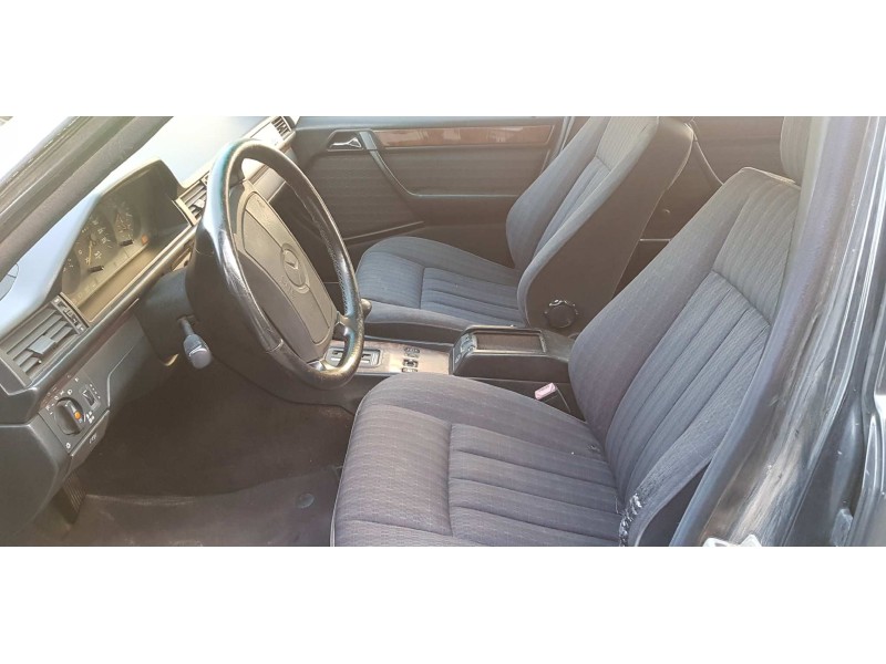 mercedes-benz clase e (w124) berlina del año 1991
