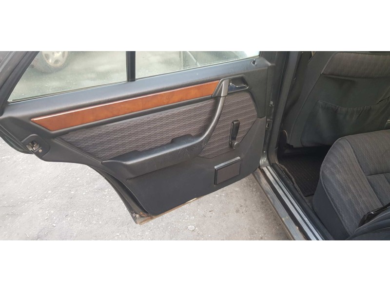 mercedes-benz clase e (w124) berlina del año 1991