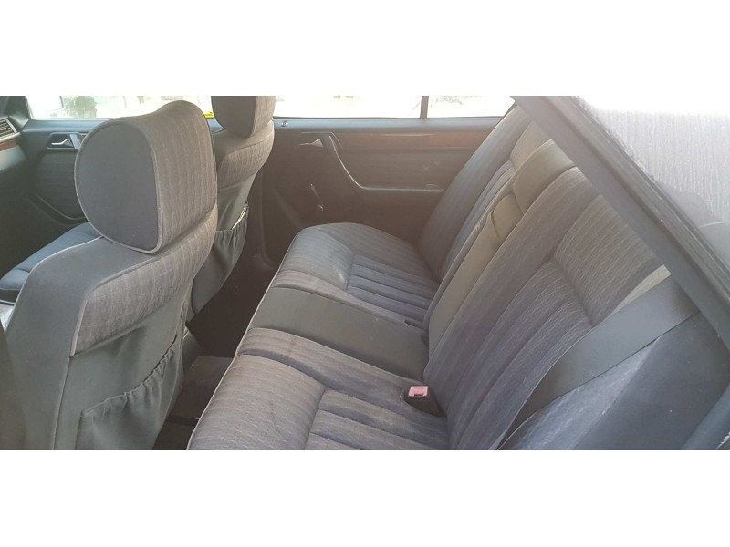 mercedes-benz clase e (w124) berlina del año 1991