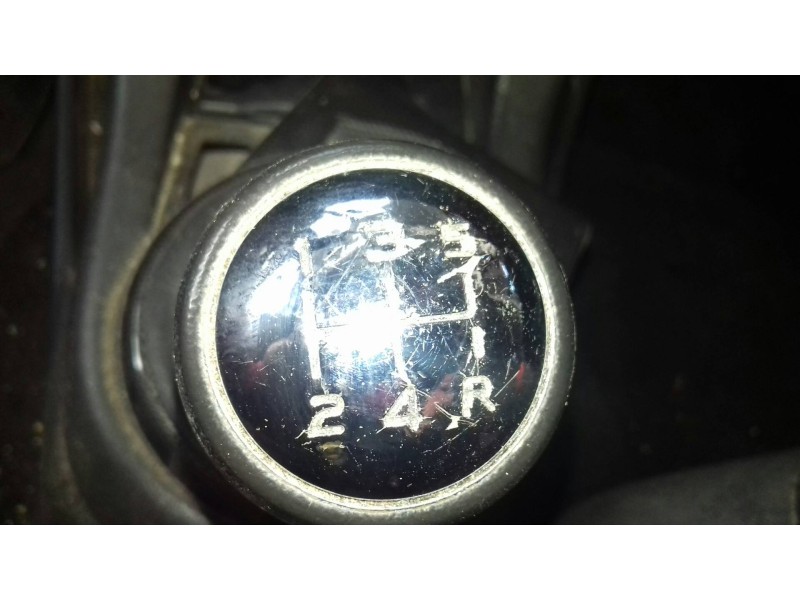 citroen c4 berlina del año 2005