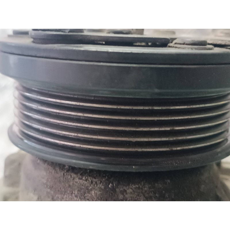 Recambio de compresor aire acondicionado para ford focus berlina (cak) trend referencia OEM IAM 8FK351113811  BEHR HELLA