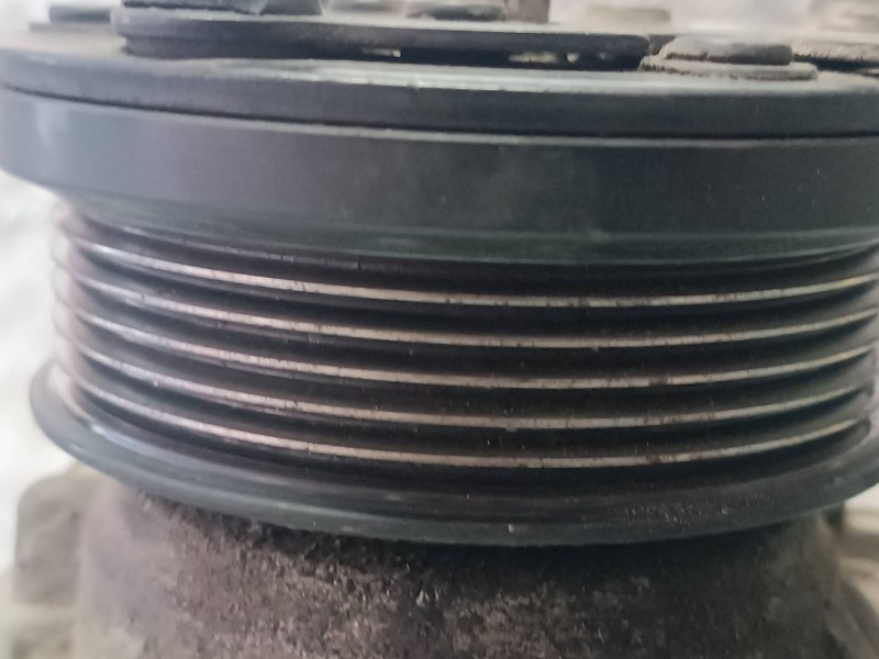 Recambio de compresor aire acondicionado para ford focus berlina (cak) trend referencia OEM IAM 8FK351113811  BEHR HELLA