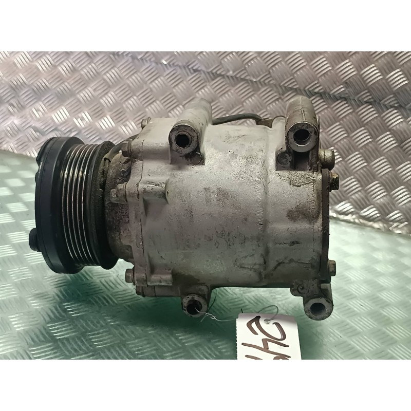 Recambio de compresor aire acondicionado para ford focus berlina (cak) trend referencia OEM IAM 8FK351113811  BEHR HELLA