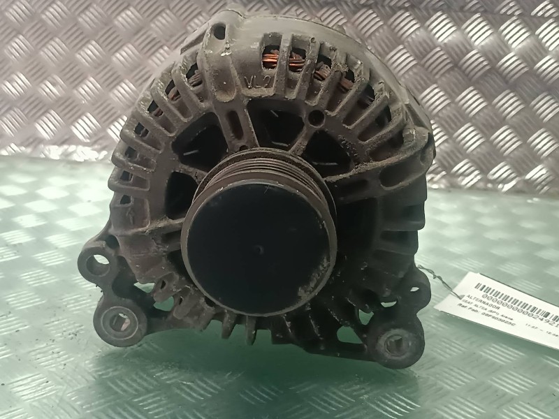 Recambio de alternador para seat altea (5p1) arena referencia OEM IAM 06F903023C 2542695G 140A
