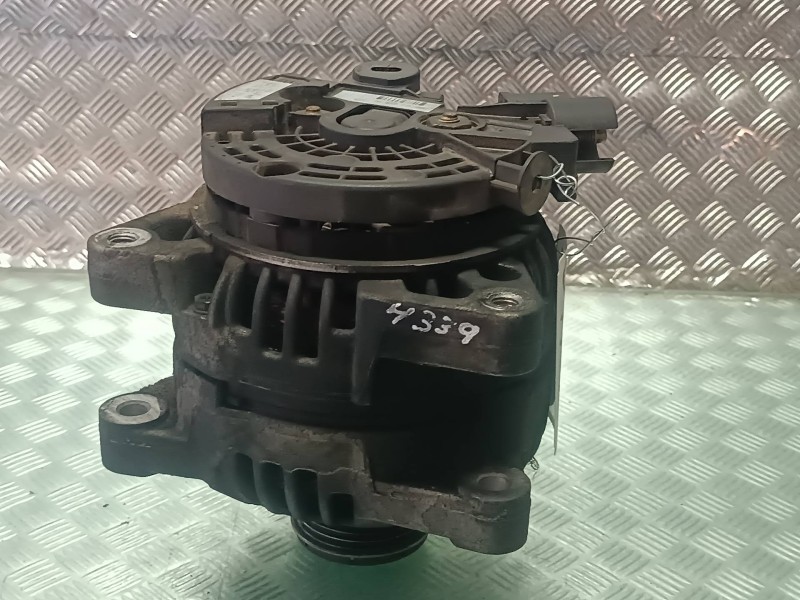 Recambio de alternador para citroen c4 berlina collection referencia OEM IAM 9646321880 0124525035 150A