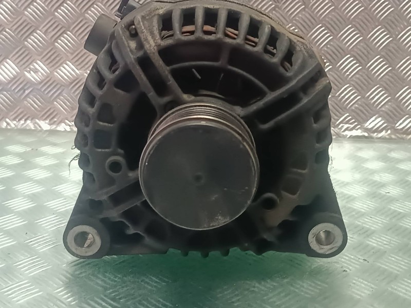 Recambio de alternador para citroen c4 berlina collection referencia OEM IAM 9646321880 0124525035 150A