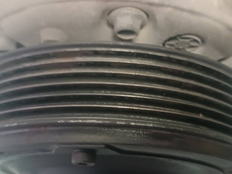 Recambio de compresor aire acondicionado para seat ibiza (6l1) cool referencia OEM IAM 6Q0820803H PXE13 SANDEN