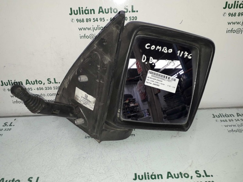 Recambio de retrovisor derecho para opel combo (corsa c) familiar referencia OEM IAM 24400682  MANUAL