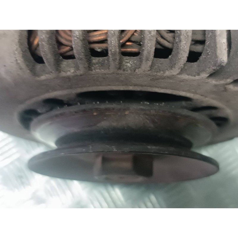 Recambio de alternador para nissan almera tino (v10m) básico referencia OEM IAM 23100BN300 CONECTOR 2 PINES 100A