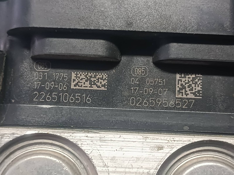 Recambio de abs para dacia duster ambiance 4x2 referencia OEM IAM 476606201R 0265259676 BOSCH