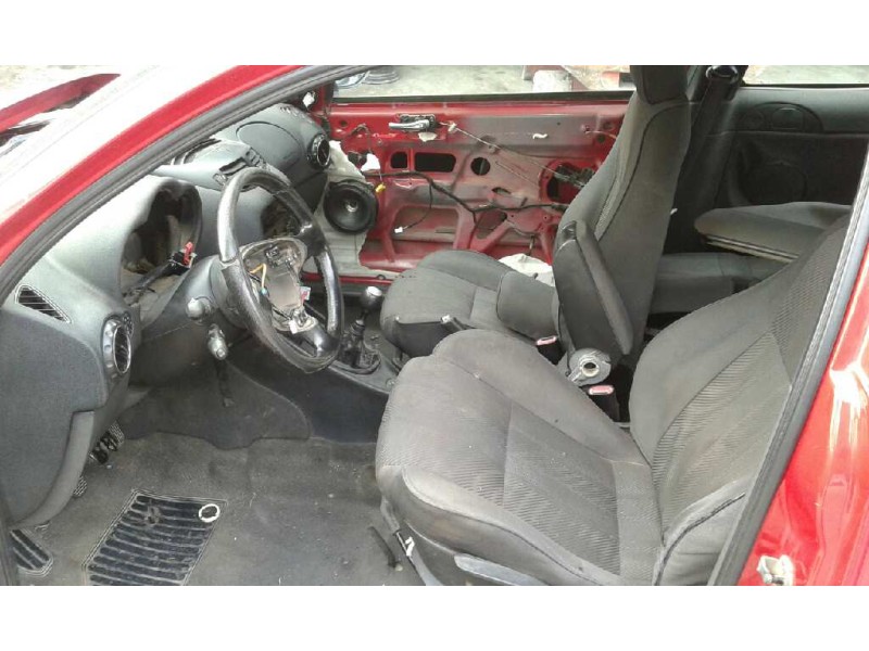 alfa romeo 147 (190) del año 2001