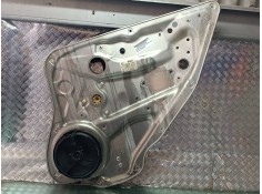 Recambio de elevalunas trasero derecho para mercedes-benz clase c (w204) berlina c 220 cdi (204.008) referencia OEM IAM A2047600