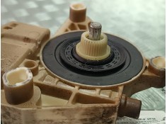 Recambio de motor elevalunas delantero izquierdo para mercedes-benz clase c (w204) berlina c 220 cdi (204.008) referencia OEM IA 2