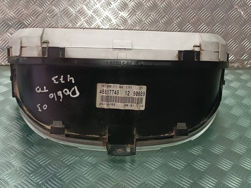 Recambio de cuadro instrumentos para fiat doblo cargo (223) 1.9 d furg. referencia OEM IAM 46817749 606307002L 503000111500