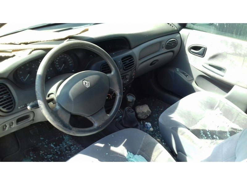 renault megane i classic (la0) del año 1999