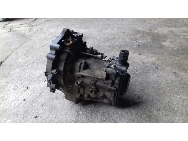 Recambio de caja cambios para volkswagen polo berlina (6n2) conceptline referencia OEM IAM ESY  