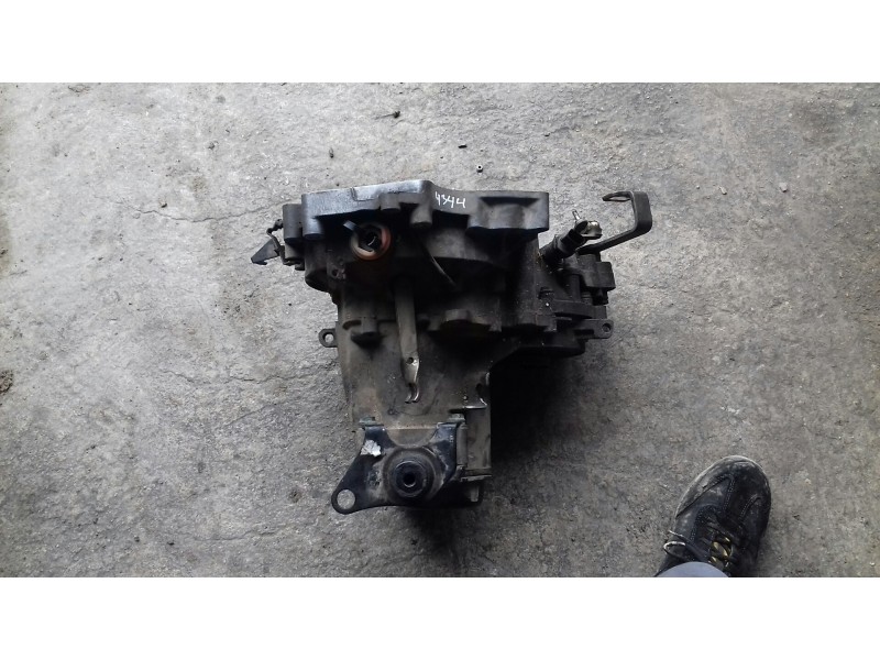 Recambio de caja cambios para volkswagen polo berlina (6n2) conceptline referencia OEM IAM ESY  