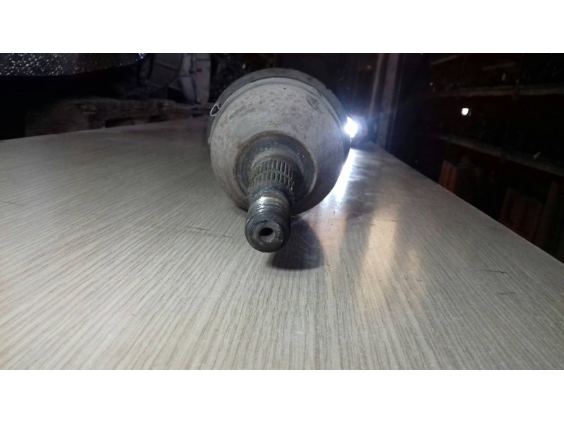 Recambio de transmision delantera derecha para opel astra gtc cosmo referencia OEM IAM 24462250  