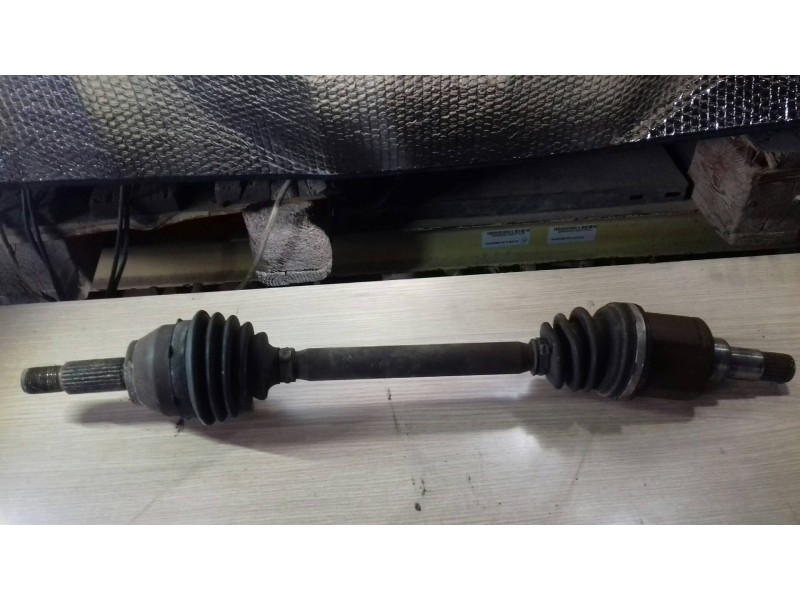 Recambio de transmision delantera izquierda para ford fusion (cbk) ambiente referencia OEM IAM 2S61-BD  