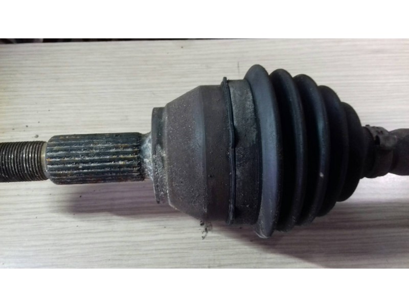 Recambio de transmision delantera izquierda para ford fusion (cbk) ambiente referencia OEM IAM 2S61-BD  